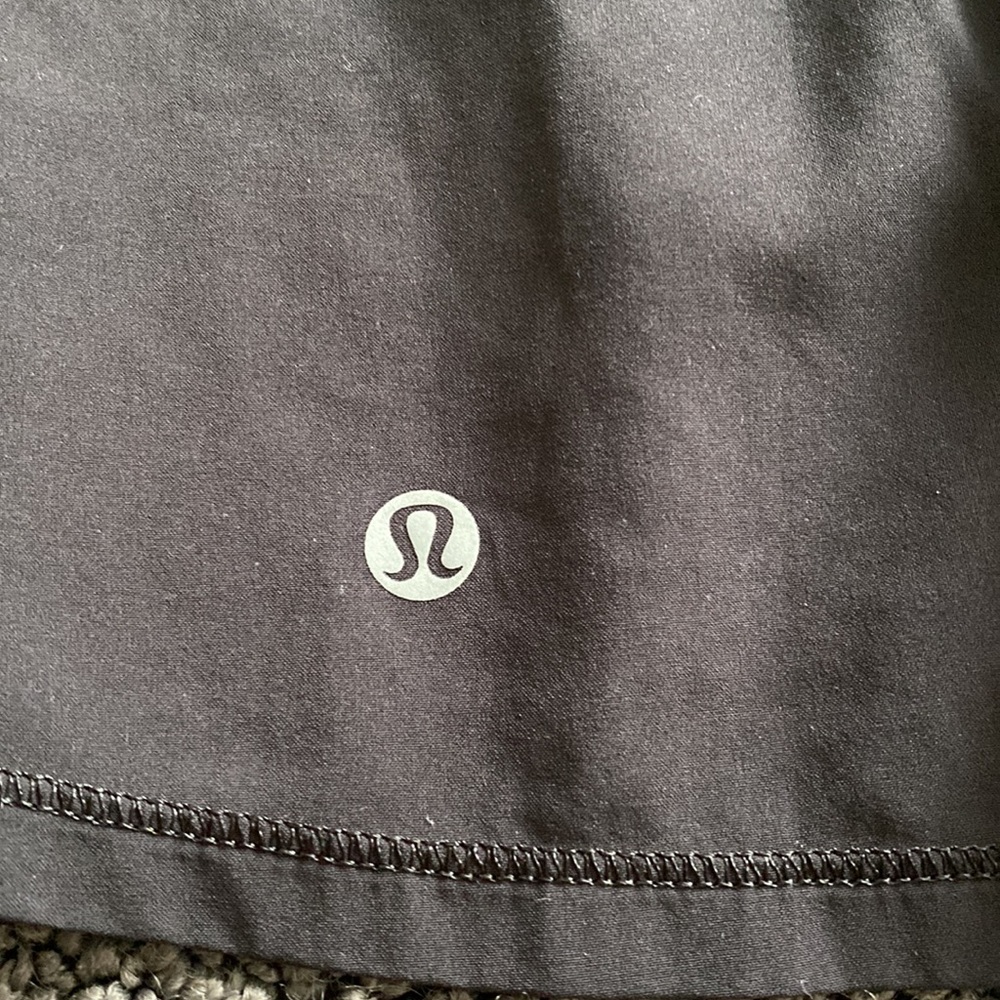 Lululemon skirt - Picture 3 of 6